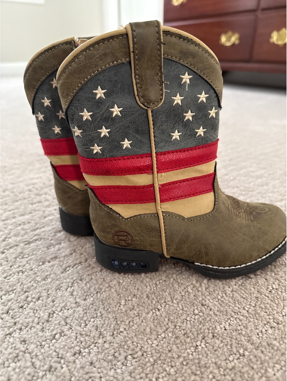 Little kids size 8 Roper USA cowboy boots